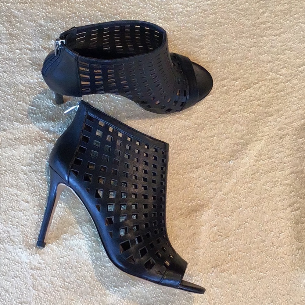 COPY - Charles David high heels